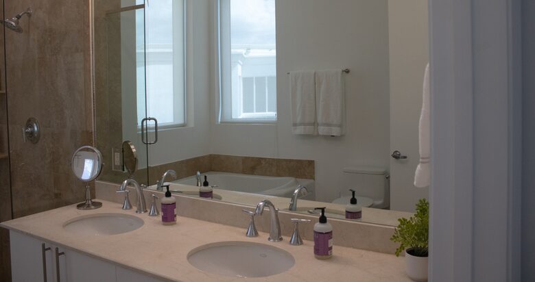 Modern Aventura Florida Apartment - Aventura, Florida