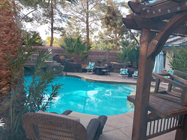 pool