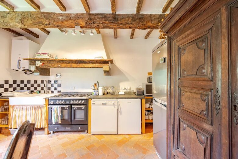 Charming Tuscan Getaway - Pieve Santo Stefano, Italy