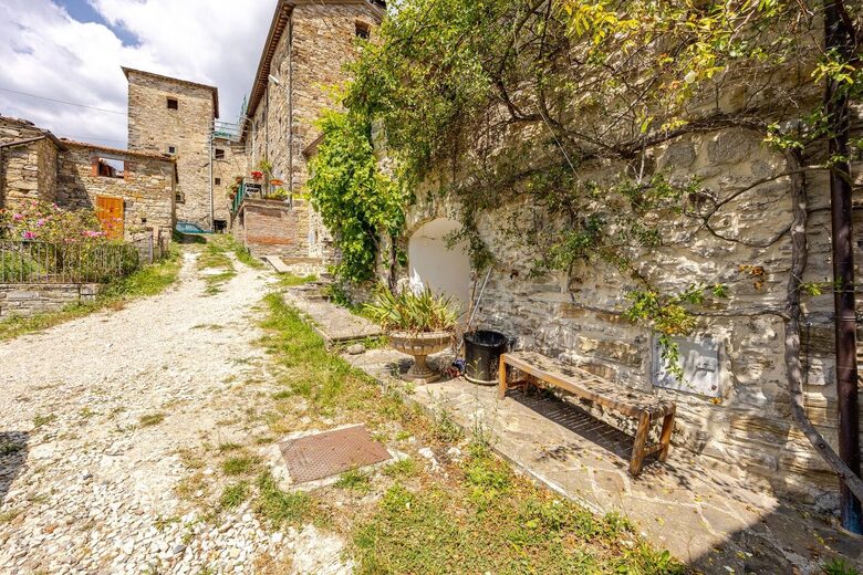 Charming Tuscan Getaway - Pieve Santo Stefano, Italy