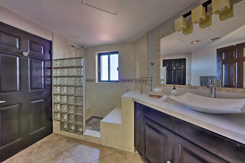 Resort-Style Cabo Penthouse with Pools & Ocean Views - Cabo San Lucas, Mexico