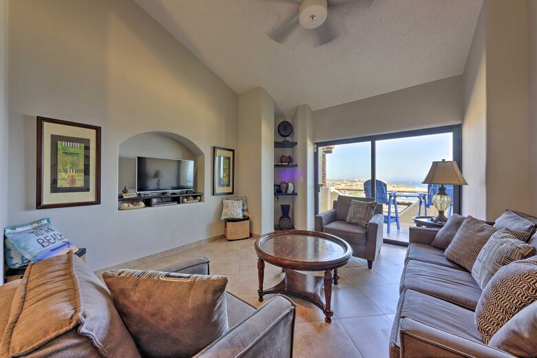Resort-Style Cabo Penthouse with Pools & Ocean Views - Cabo San Lucas, Mexico