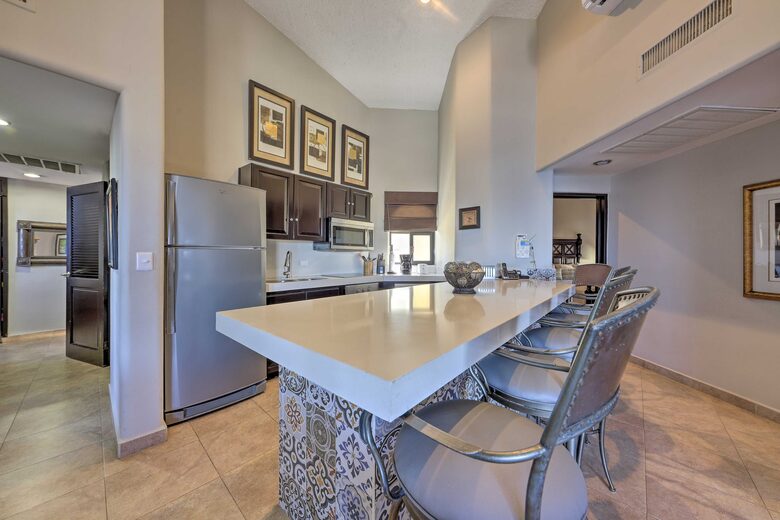 Resort-Style Cabo Penthouse with Pools & Ocean Views - Cabo San Lucas, Mexico