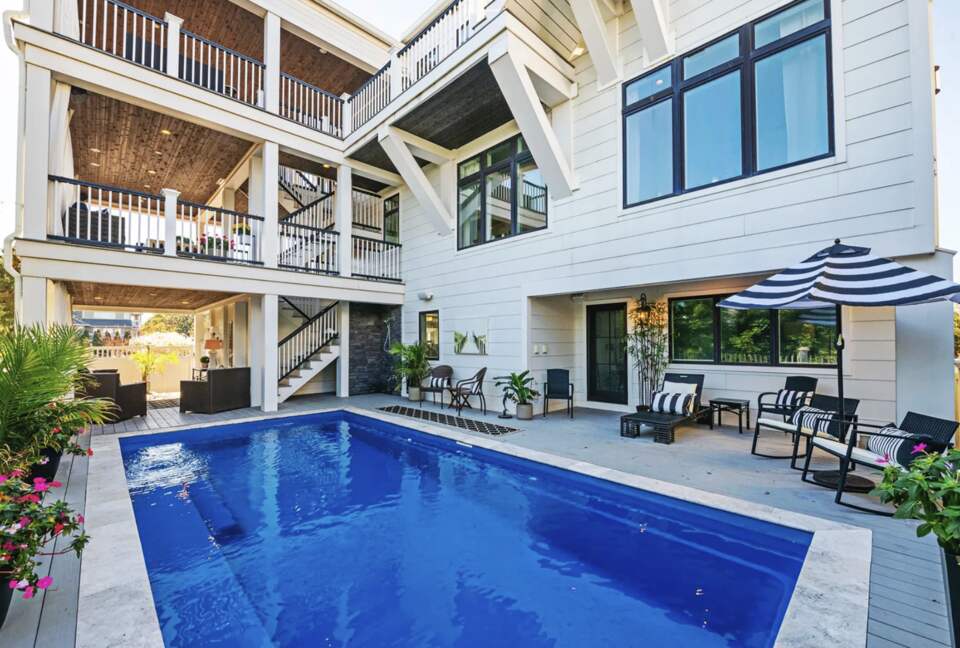 Luxe Haven on Hazlett - Rehoboth Beach, Delaware