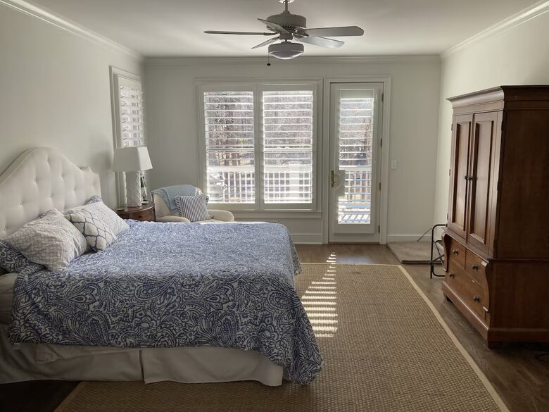 Tranquil Lakefront Retreat on Reynolds Lake Oconee - Greensboro, Georgia