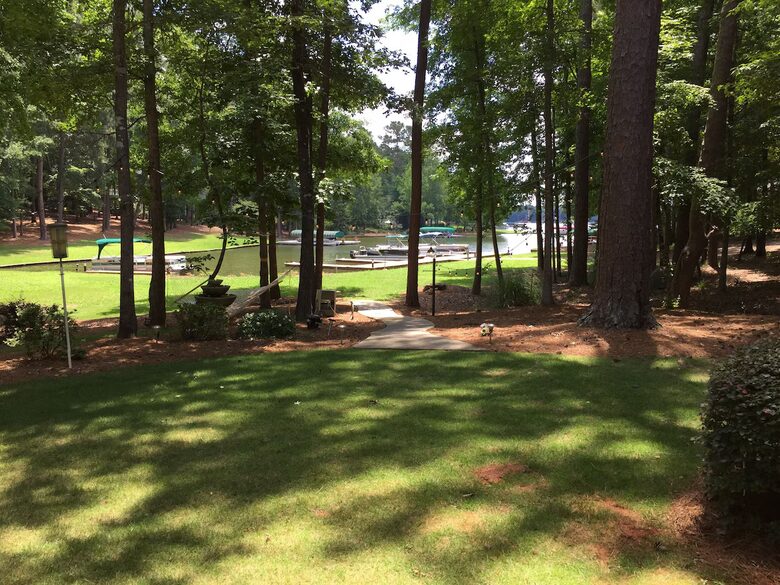 Tranquil Lakefront Retreat on Reynolds Lake Oconee - Greensboro, Georgia