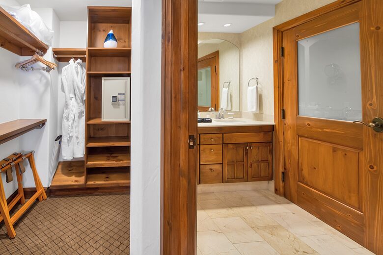 Austria Haus - 3 Bedroom Residence - Vail, Colorado