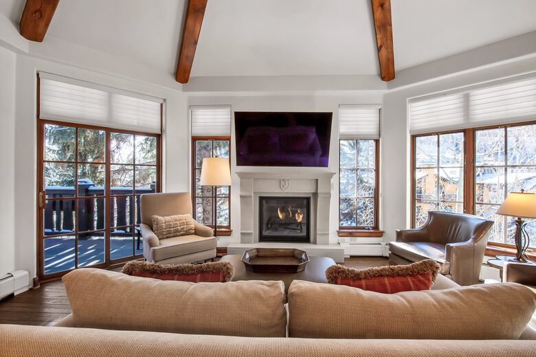 Austria Haus - 3 Bedroom Penthouse - Vail, Colorado