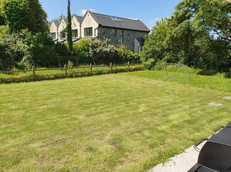 Modern 4 Bedroom House By The Harbour - Westport, Ireland