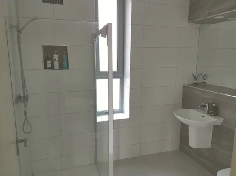 Modern 4 Bedroom House By The Harbour - Westport, Ireland