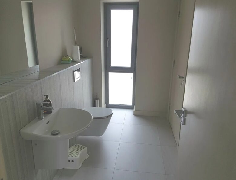 Modern 4 Bedroom House By The Harbour - Westport, Ireland