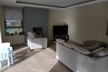 Modern 4 Bedroom House By The Harbour - Westport, Ireland