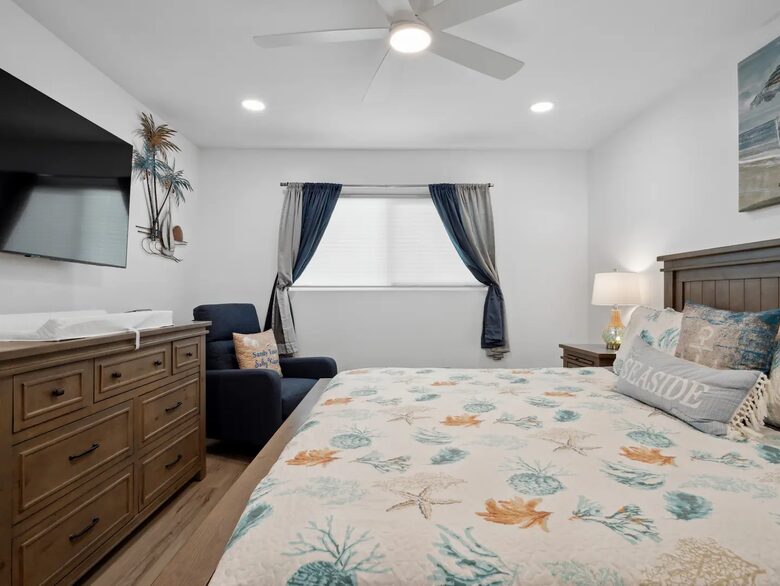 Oxnard Retreat | Steps from the Beach - Oxnard, California