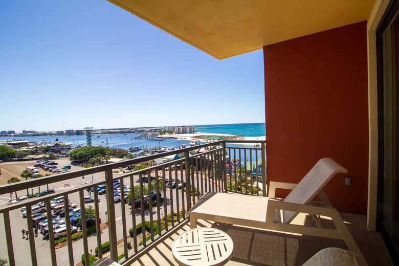 Emerald Grande at HarborWalk Village - 3 Bedroom - Destin, Florida