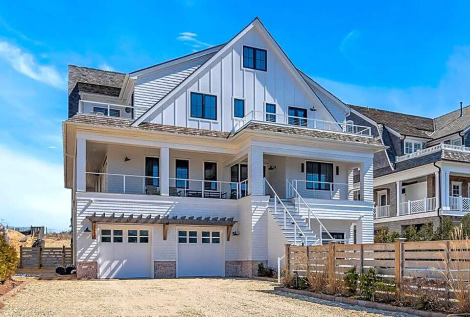 Oceanfront Modern Farmhouse with Beach Access - Mantoloking, New Jersey