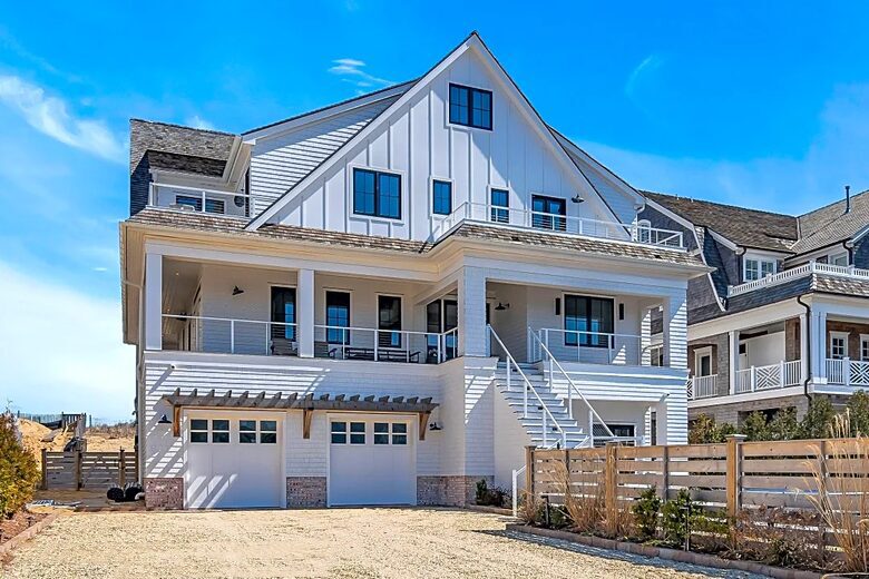 Oceanfront Modern Farmhouse with Beach Access - Mantoloking, New Jersey
