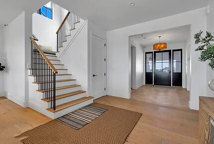 Oceanfront Modern Farmhouse with Beach Access - Mantoloking, New Jersey