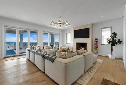 Oceanfront Modern Farmhouse with Beach Access - Mantoloking, New Jersey