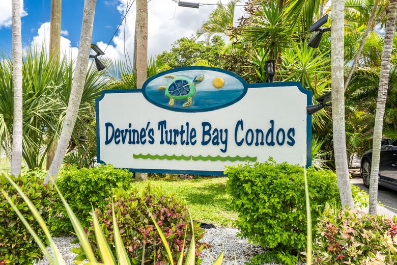 Turtle Bay 1B Island Condo with Heated Pool (Upper Unit) - Englewood, Florida