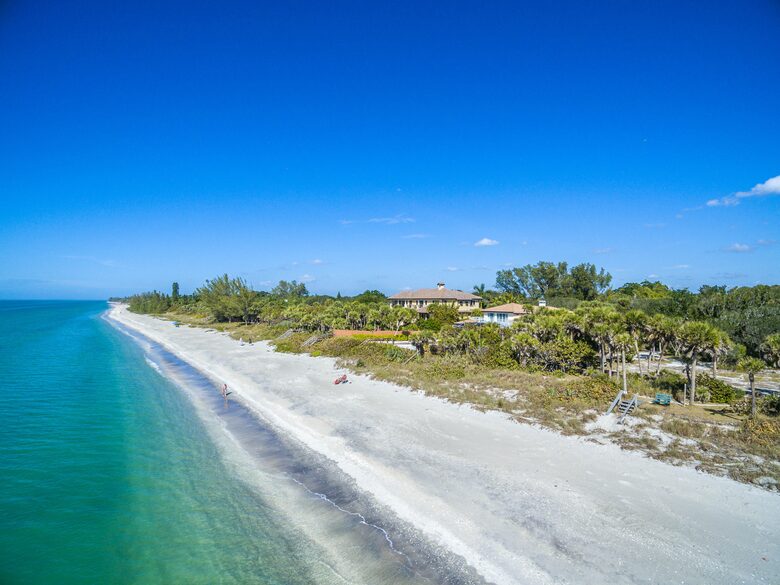 Turtle Bay 1B Island Condo with Heated Pool (Upper Unit) - Englewood, Florida