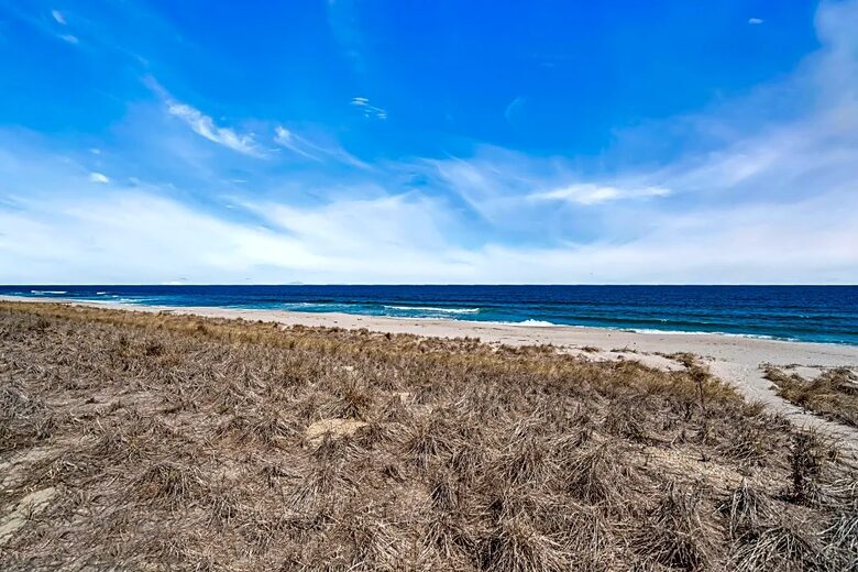 Oceanfront Modern Farmhouse with Beach Access - Mantoloking, New Jersey