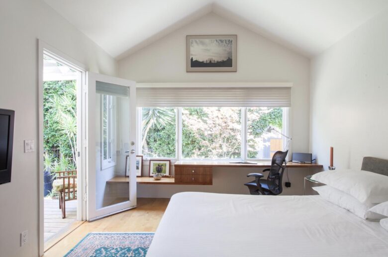 Architectural Oasis in Venice - Venice, California