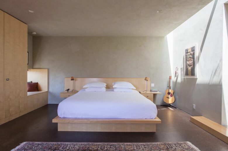 Architectural Oasis in Venice - Venice, California
