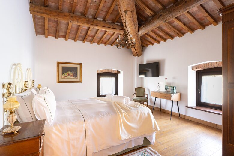 Luxury Three-Bedroom Penthouse in the Heart of Valpolicella - Mezzane di Sotto, Italy