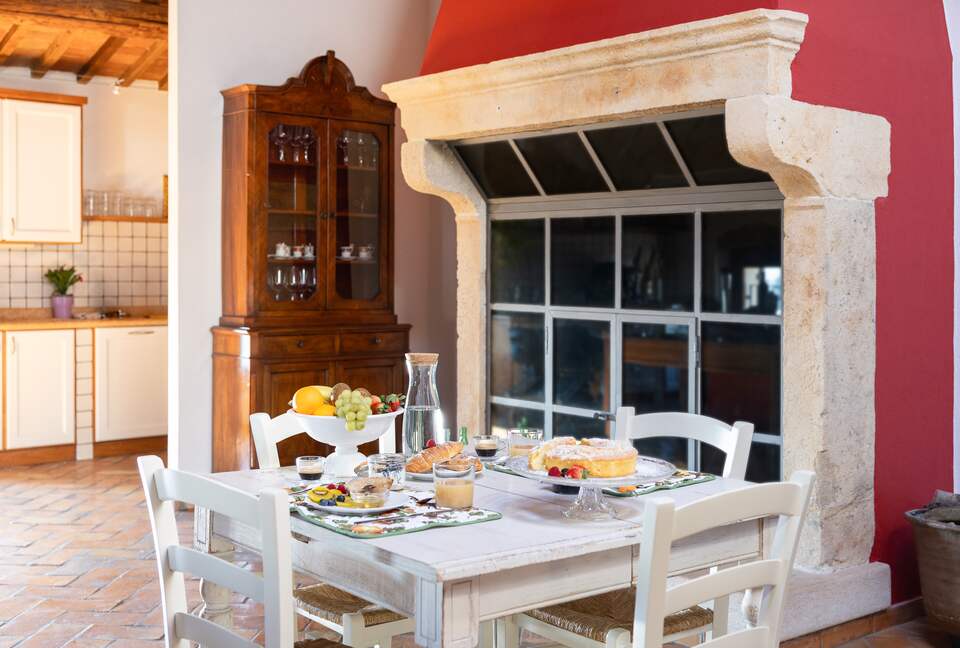 Luxury Three-Bedroom Penthouse in the Heart of Valpolicella - Mezzane di Sotto, Italy