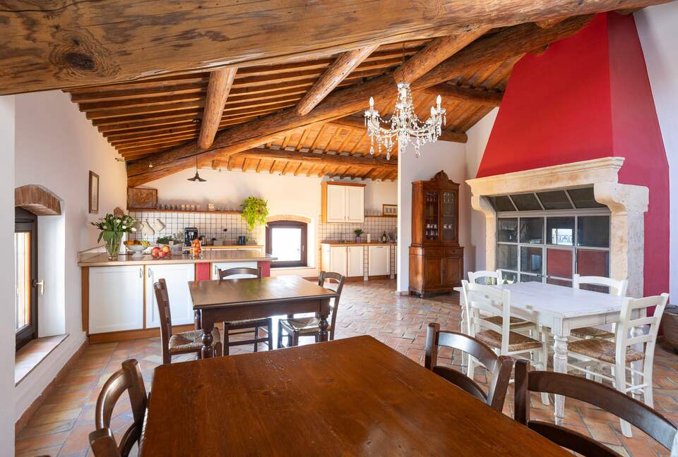 Luxury Three-Bedroom Penthouse in the Heart of Valpolicella - Mezzane di Sotto, Italy