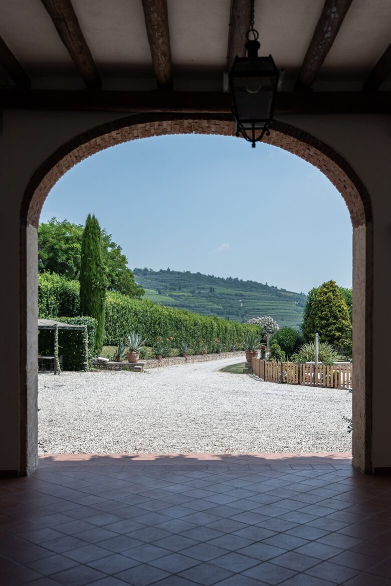 Luxury Three-Bedroom Penthouse in the Heart of Valpolicella - Mezzane di Sotto, Italy