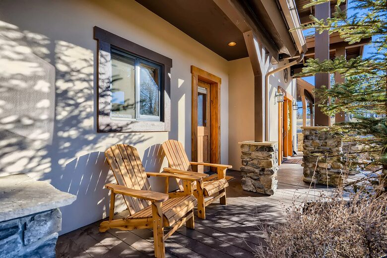 Elevated Bliss: Pikes Peak Mountain Retreat - Florissant, Colorado