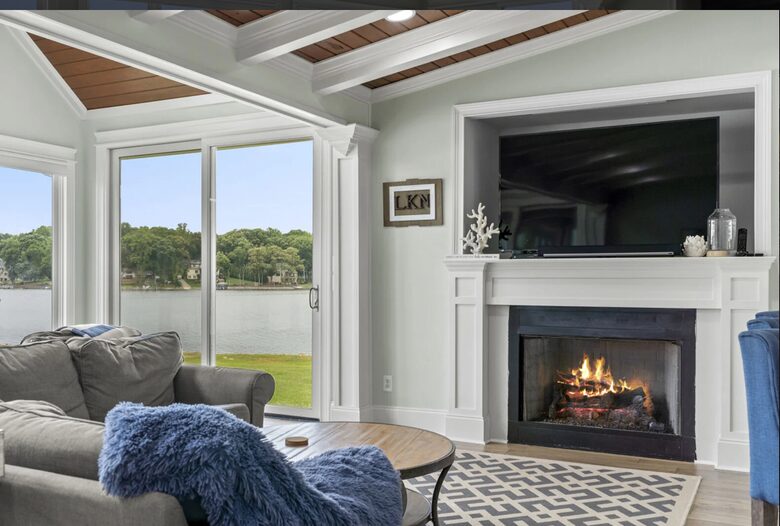 Little Acorn Luxury - Mooresville, North Carolina