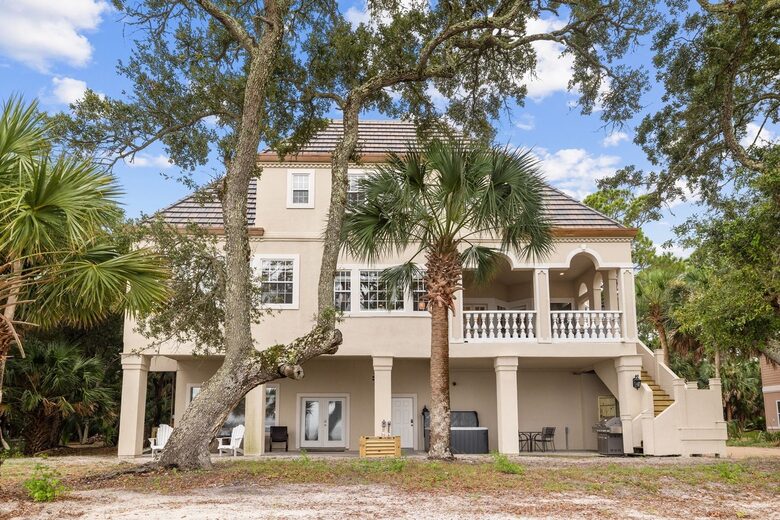 Maison Rose - Eastpoint, Florida