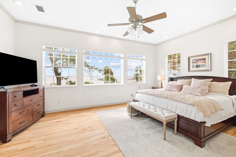 Maison Rose - Eastpoint, Florida