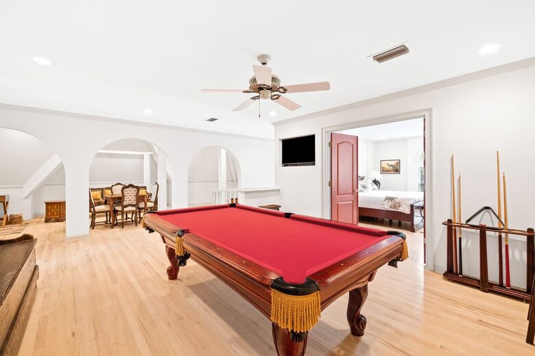 Maison Rose - Eastpoint, Florida