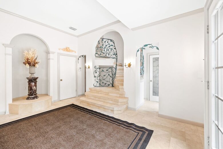Maison Rose - Eastpoint, Florida