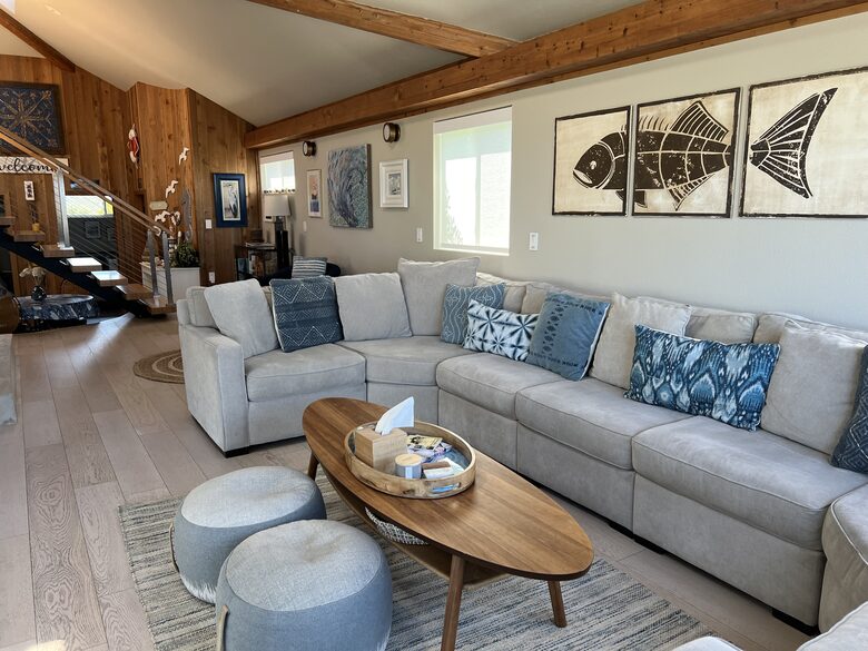 ple seating with lots of light in living space.