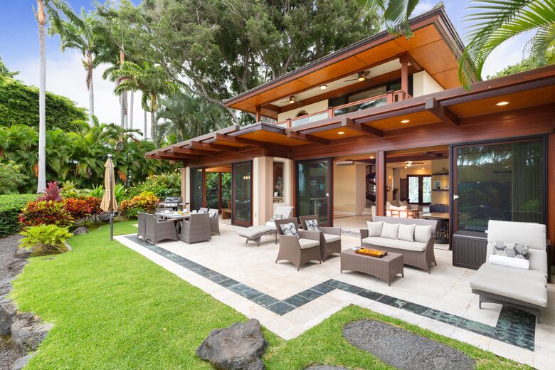 Backyard Lanai with big sliding doors