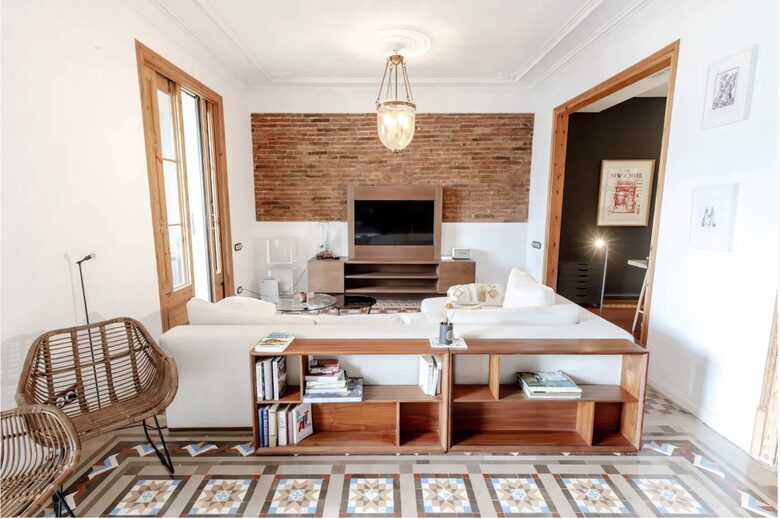 Luxury Apartment With Terrace - Barcelona, Spain