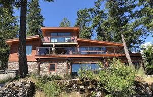 Montana Lake Cabin - Polson, Montana