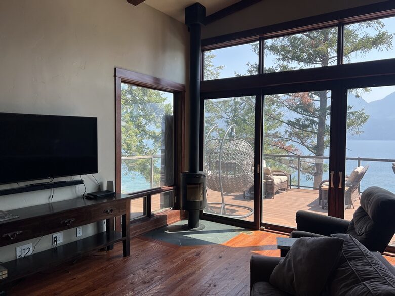 Montana Lake Cabin - Polson, Montana
