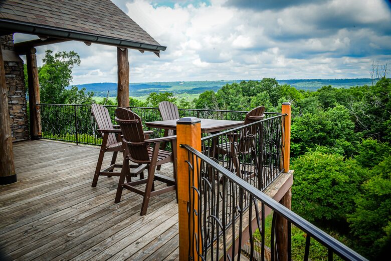 Dream Ranch Lodge & Hunting Preserve - Guntersville, Alabama