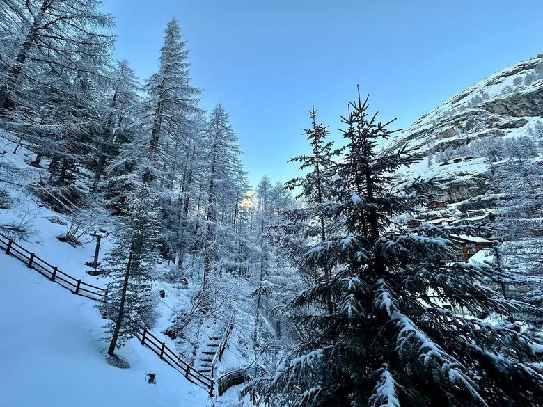Matterhorn View Apartment - Zermatt, Switzerland