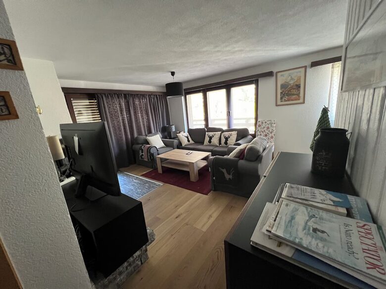 Matterhorn View Apartment - Zermatt, Switzerland