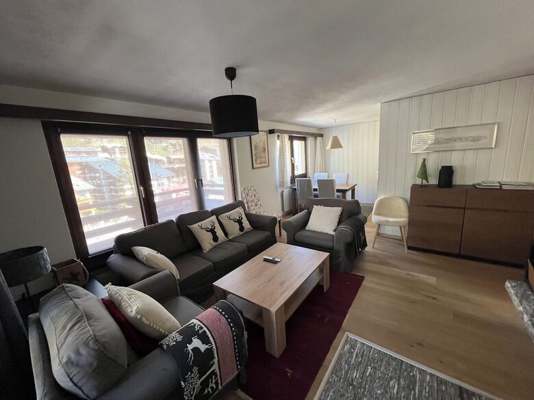 Matterhorn View Apartment - Zermatt, Switzerland