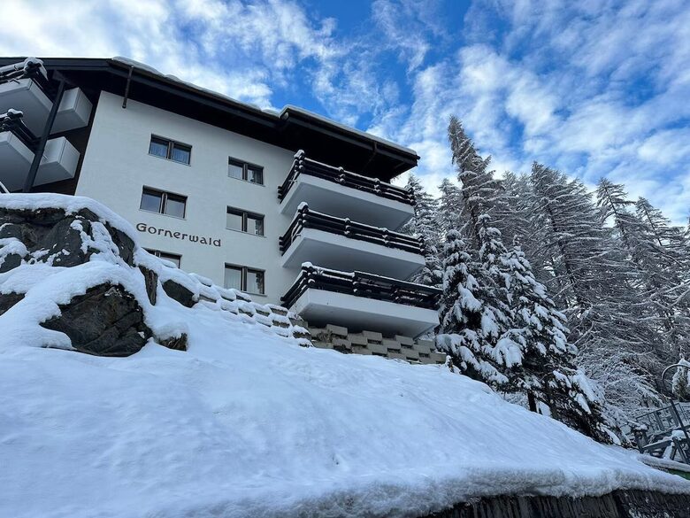 Matterhorn View Apartment - Zermatt, Switzerland