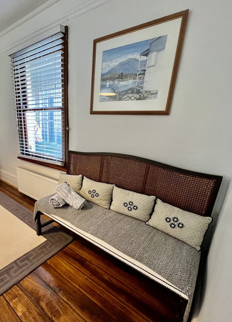 Rose Cottage in Old Hobart Town - Hobart, Australia