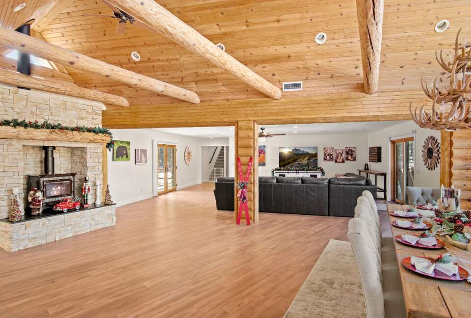 Vaulted ceilings in this main Great Room area