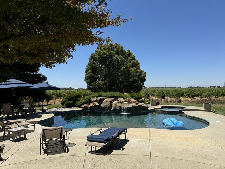 Vineyard Paradise on Working Vineyard - Elk Grove, California